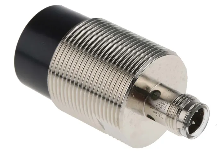 IFM motion sensor used in Saudi Arabian industrial automation applications